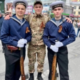 AvzjC3I9zI.jpg